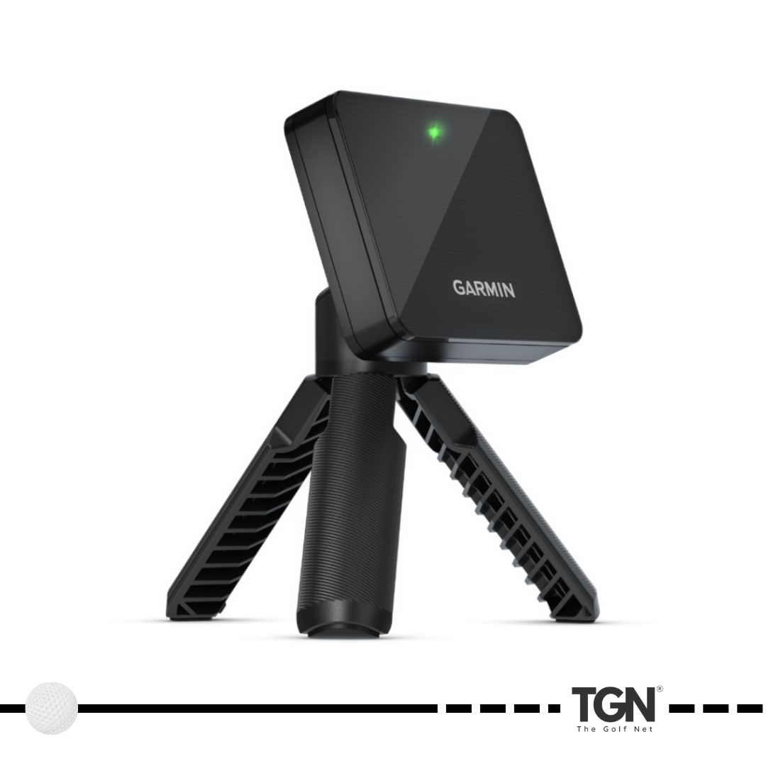 Swing tracking device with green light